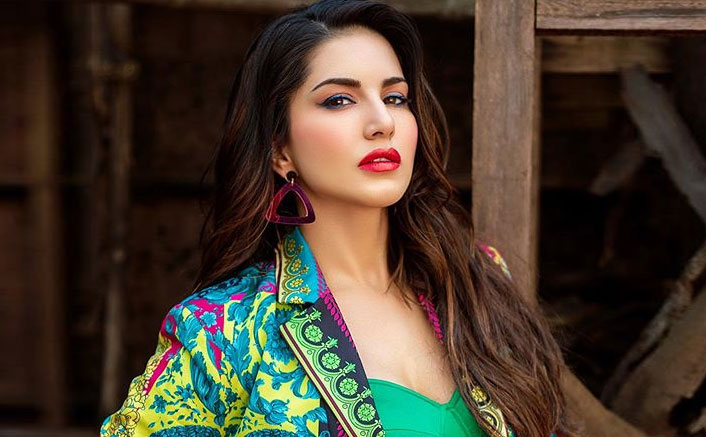 Tamanna Sex Movie - Happy Birthday Sunny Leone: From Nailing The Uncomfortable Interview To  Giving A Befitting Reply To Rakhi Sawant, 5 Times She Ruled The Social Media