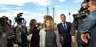 Lori Loughlin Agrees To Plead Guilty in College Admissions Scandal