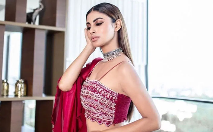 Mouni Roy Shares Some Useful Tips To Keep 'Worries Away' Amid Lockdown