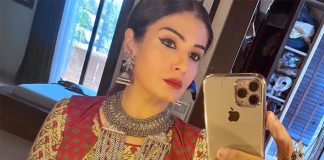 Raveena Tandon shoots for PM Cares show maintaining social distancing