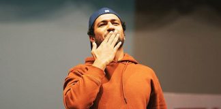 Vicky Kaushal Prays For Peace & It's The Serenity We've Been Craving For In A While