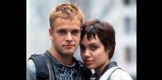 When Angelina Jolie Called Ex-Husband Jonny Lee Miller 'PRETTY WILD'; Had A No-Strings-Attached Romance