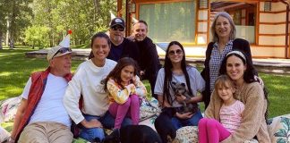Emma Heming Willis Rings In Her 42nd Birthday With Hubby Bruce Willis, His Ex-Wife Demi Moore & Daughter Rumer