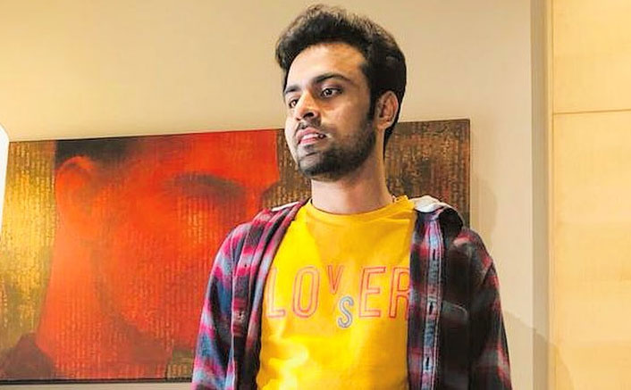 Actor Jitendra Kumar shares 'basic' picture on social media