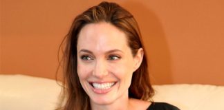 Angelina Jolie Looks Radiant As She Steps Out With Daughter Vivienne, See Pics
