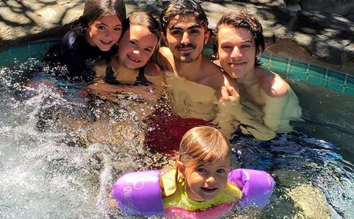 Brian Austin Green Enjoys Swimming With His Children During Lockdown; Netizens Are In Awe