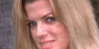 GLOW Wrestler Beckie Mullen Passes Away At 55 After Battling Cancer