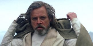 Star Wars: Mark Hamill's Luke Skywalker Looked Almost Like THIS In The Force Awakens & We Don't Understand Why He Didn't