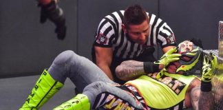 WWE: Rey Mysterio VS Seth Rollins' 'Eye For An Eye' Ending Had To With Rey's Contract Signing?