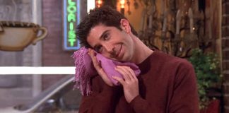 FRIENDS Trivia: Did You Know? David Schwimmer AKA Ross Was Of 29 Years For 3 Seasons Straight?