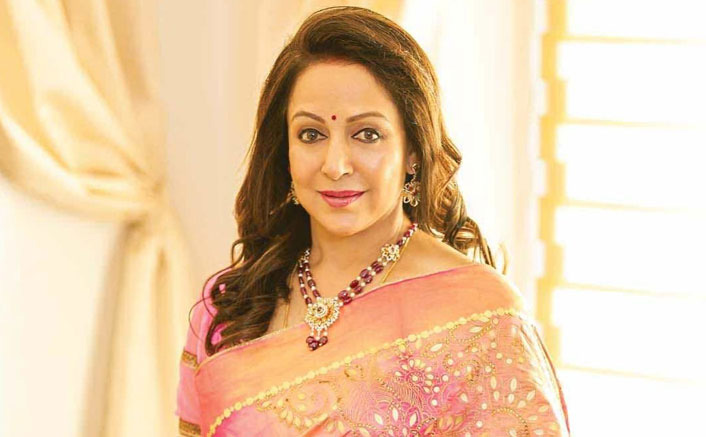 Hema Malini sings Janmashtami bhajans