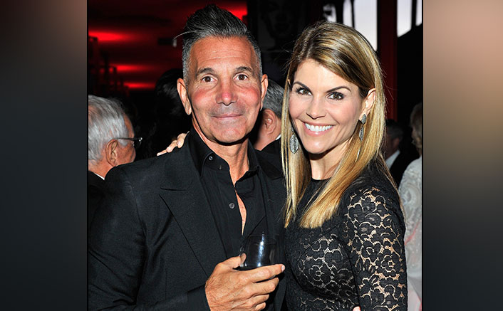 Lori Loughlin Sentenced To Two Months Jail & Husband Mossimo Giannulli Gets Locked Up For Five Months