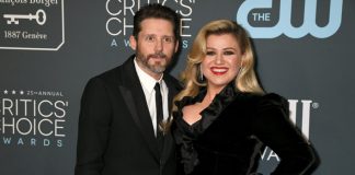 Kelly Clarkson Opens Up About Her Divorce Brandon Blackstock Says, "My Life's Been A dumpster"