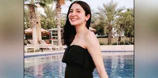 Mommy-To-Be Anushka Sharma Is All Smiles With A Tiny Baby-Bump In A Monokini As She Goes For A Swim