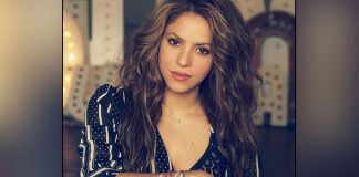 Shakira STUNS In A Lilac String Bikini Bottoms & Even After All These Years, Hips Don't Lie!