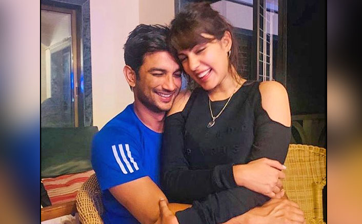 Sushant Singh Rajput Gave This BEAUTIFUL Gift To Rhea Chakraborty On Her Birthday & It’s Pretty Thoughtful