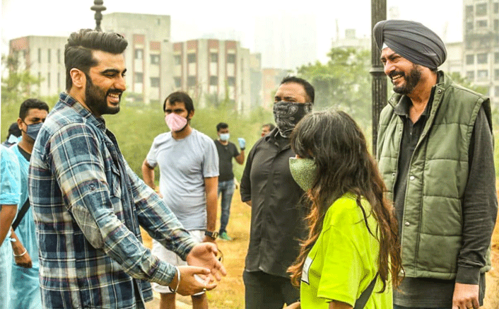 ‘ It feels great to be back on the sets again!’ : says Arjun Kapoor, who is thrilled to resume shooting after he tested COVID-19 negative 