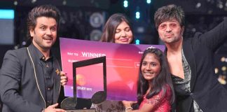 Sa Re Ga Ma Pa Li’l Champs: Aryananda Babu Lifts The Coveted Trophy & Receives A Whooping Cash Prize