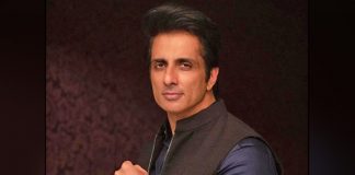 Sonu Sood installs mobile tower in Haryana village after students struggle for online access!