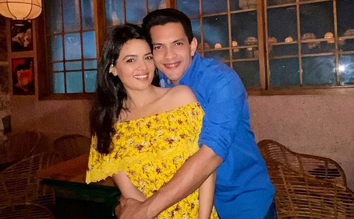 Aditya Narayan Had A GRAND Proposal Planned For Shweta Agarwal - Maldives Vacay, Beach Proposal & Other Deets Inside!