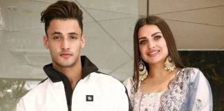 Asim Riaz Celebrates Himanshi Khurana's Birthday In Mohali & It's Every Girlfriend's Dream Ever!