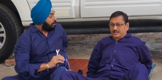 Journalist Turns Mechanic - Popatlal Exchanges The Pen For A Spanner