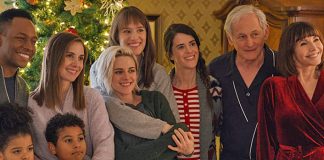 Kristen Stewart, Mackenzie Davis' Happiest Season's Reviews Are Out!