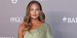 Chrissy Teigen On Her Miscarriage: “I Love Being Pregnant, So So Much, & I’m Sad I Never Will Be Again”