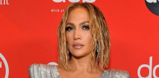 Jennifer Lopez to star in film adaptation of 'The Cipher'