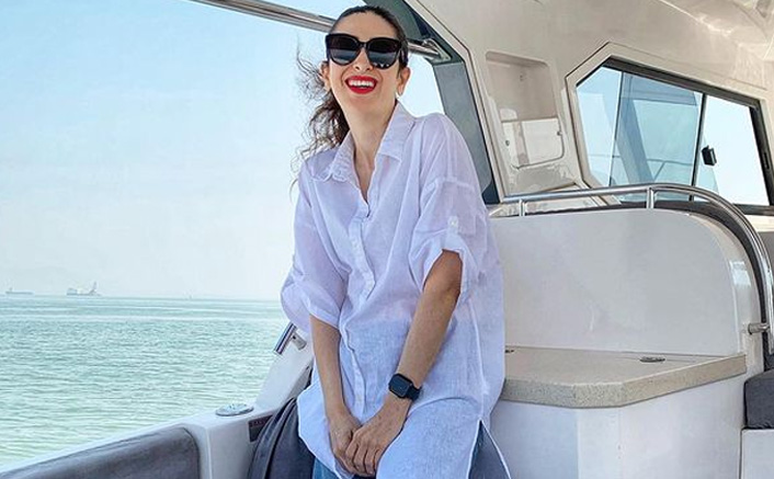 Karisma Kapoor is enjoying the 'last 2 days' of 2020