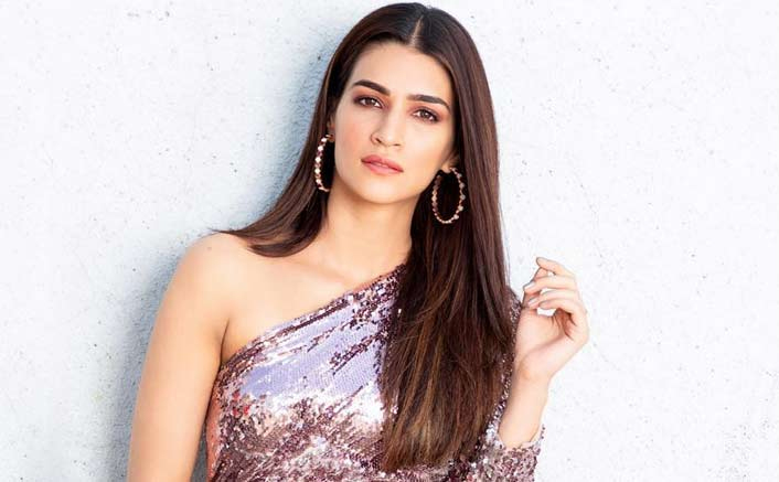 Kriti Sanon Confirms Testing COVID-19 Positive: "I'm Gonna Ride This Tide,  Rest It Out”