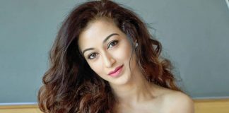 Taarak Mehta Ka Ooltah Chashmah Fame Sunayana Fozdar In White Is A Treat For Eyes