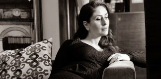 Kareena Kapoor is 'waiting'