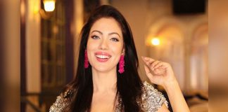 Munmun Dutta & Her Slo-Mo Walk On Tu Lagdi Ferrari Will Skip Your Heartbeat!
