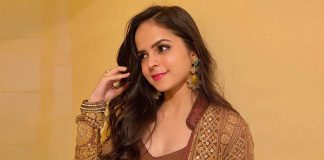 Palak Sidhwani Looks Beautiful In A Violet Dress