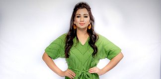 Shreya Ghoshal celebrates one million subscribers on YouTube