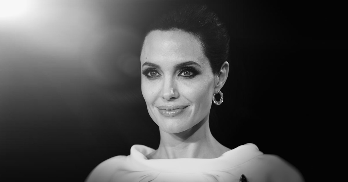 https://www.koimoi.com/wp-content/new-galleries/2021/02/angelina-jolie-valentino-is-a-match-made-in-heaven-check-out-001.jpg