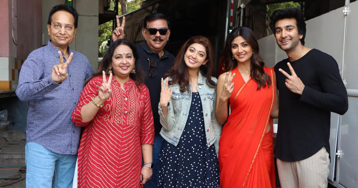 Double celebration for Hungama 2 as the team wraps shooting and celebrate Director Priyadarshan’s Birthday