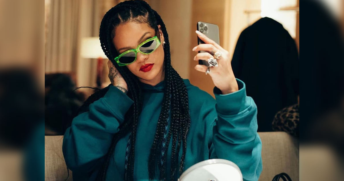 Netizens Accuses Rihanna Of Taking Money From Pakistan After Her Comments On Farmers' Protest