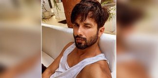 Shahid Kapoor flaunts his 'laid back vibes'