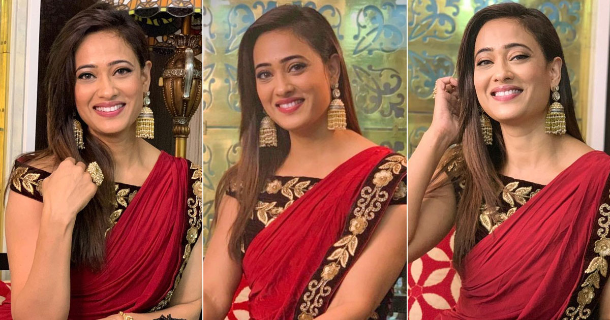 Shweta Tiwari Is Soaring The Temperatures With Her Thigh-High Slit Dress, Check Out