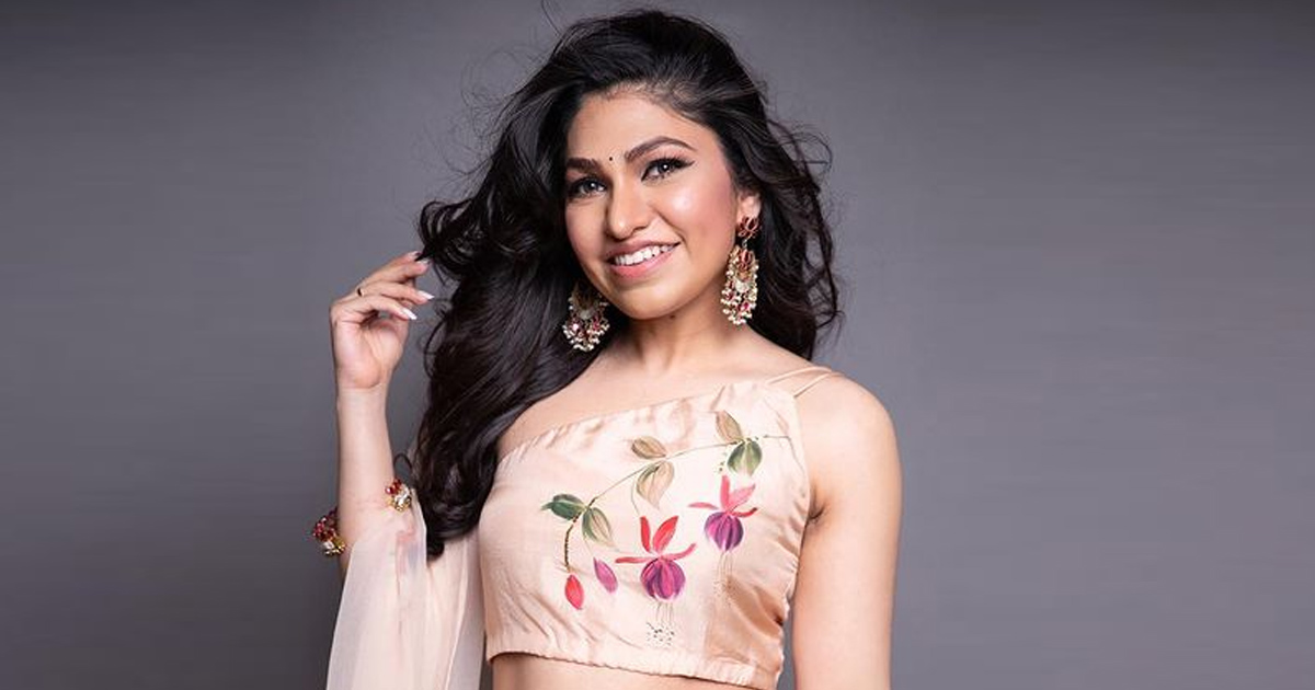 Singing Sensation Tulsi Kumar turns host for the first time with Indie Hain Hum season 2