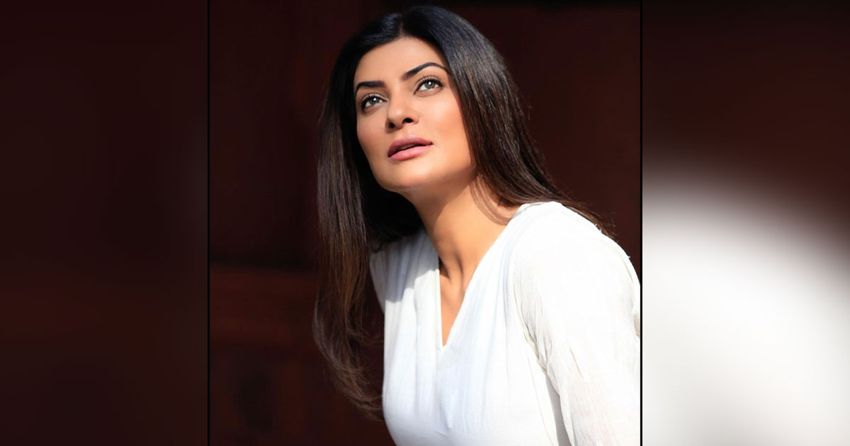 Sushmita Sen's Post Is A Proof That Everyone Turns A Philosopher In Front Of Sea! 