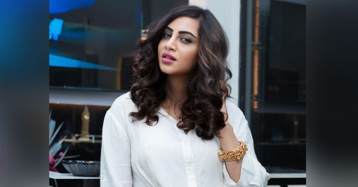 Arshi Khan buys a flat in Mumbai