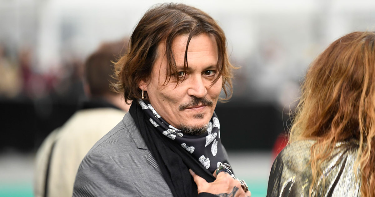 Did You Know That Johnny Depp Used To Sell Pens To Strangers Before He Came Into Acting?
