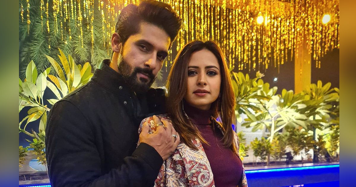 Ravi Dubey Shares A Picture With Sargun Mehta From 12/24 Karol Bagh Revealing An Interesting Anecdote