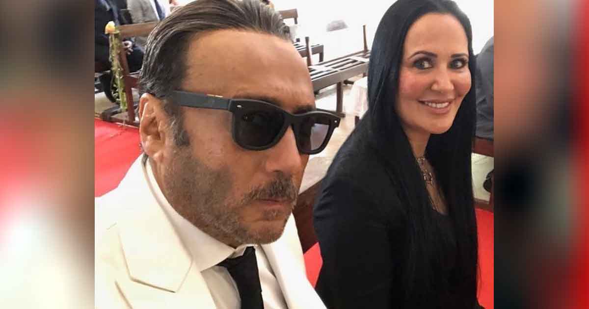  Jackie Shroff's Wife Ayesha Shroff Once Wrote To His Ex-Girlfriend & Wanted All Three Of Them To Marry