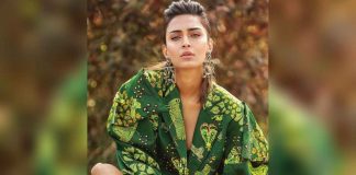 Erica Fernandes’ ‘Parvati Bani Pooh’ Avatar With A Plunging Neckline Bikini Will Take Away Your Monday Blues