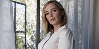 Emily Blunt's first kiss was horrible