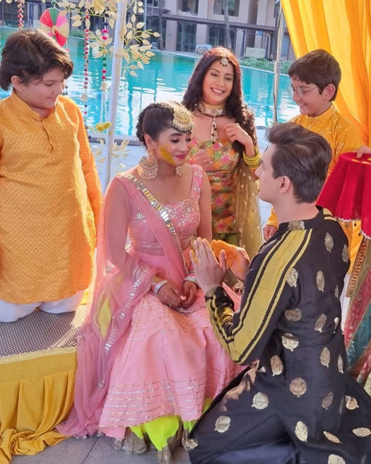 'Yeh Rishta Kya Kehlata Hai': The Goenkas have a ball at Sirat and Ranveer's haldi celebration